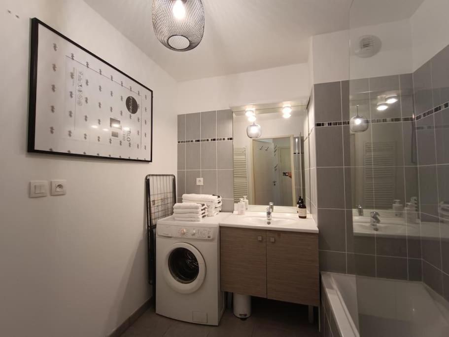 T3 Lumineux - Berges De La Garonne - Parking Appartement *